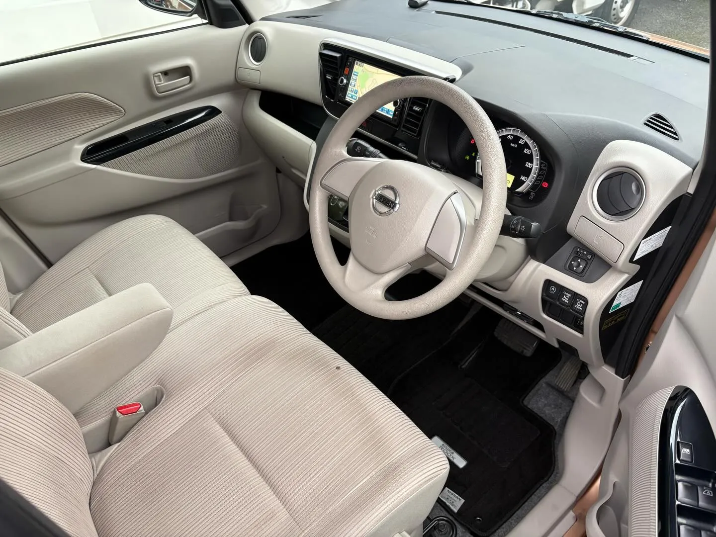 タバコの焦げ穴補修です！