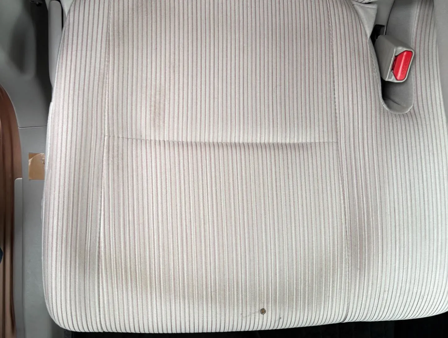 タバコの焦げ穴補修です！