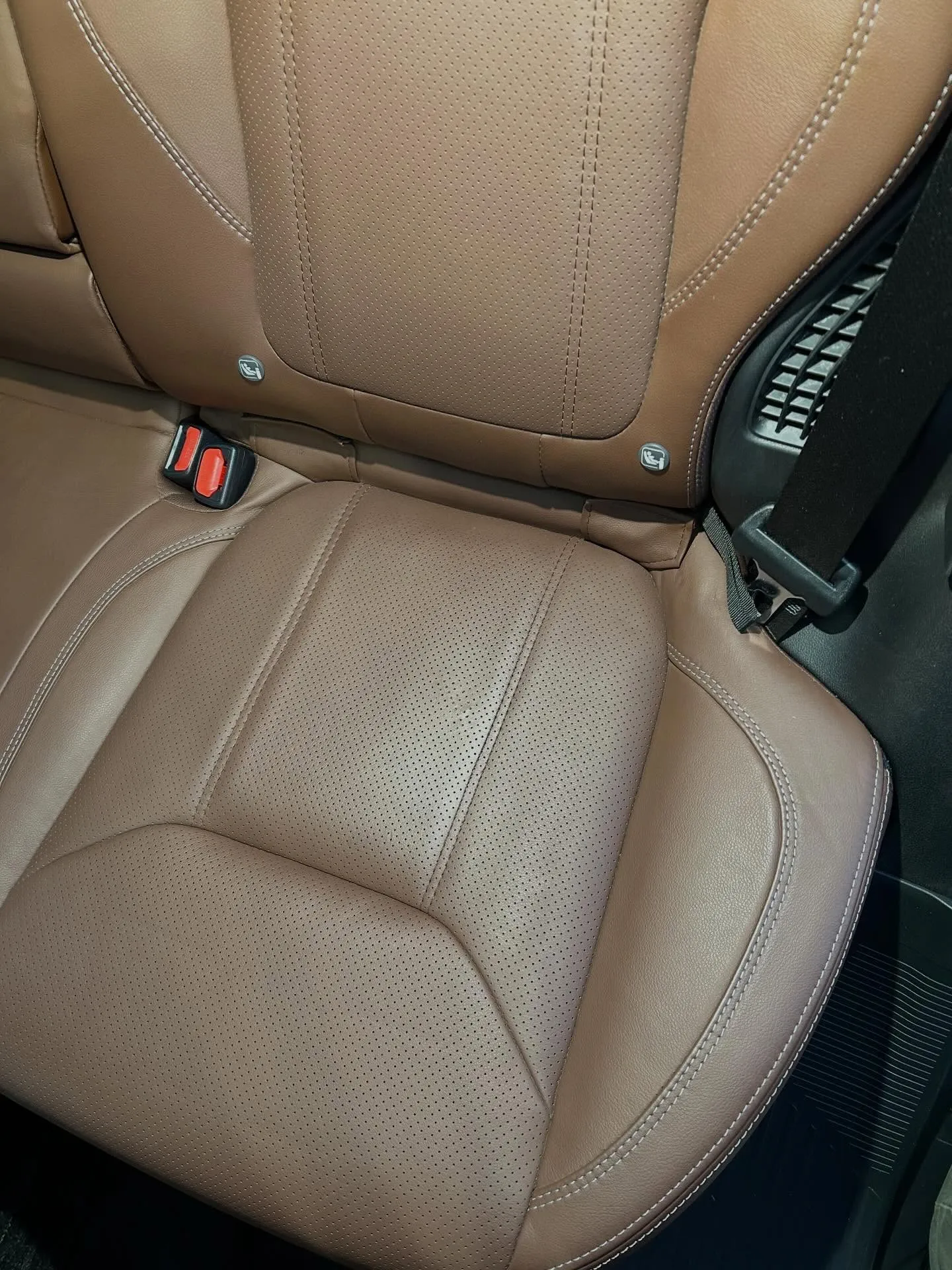 パンチングシートのリペアです！